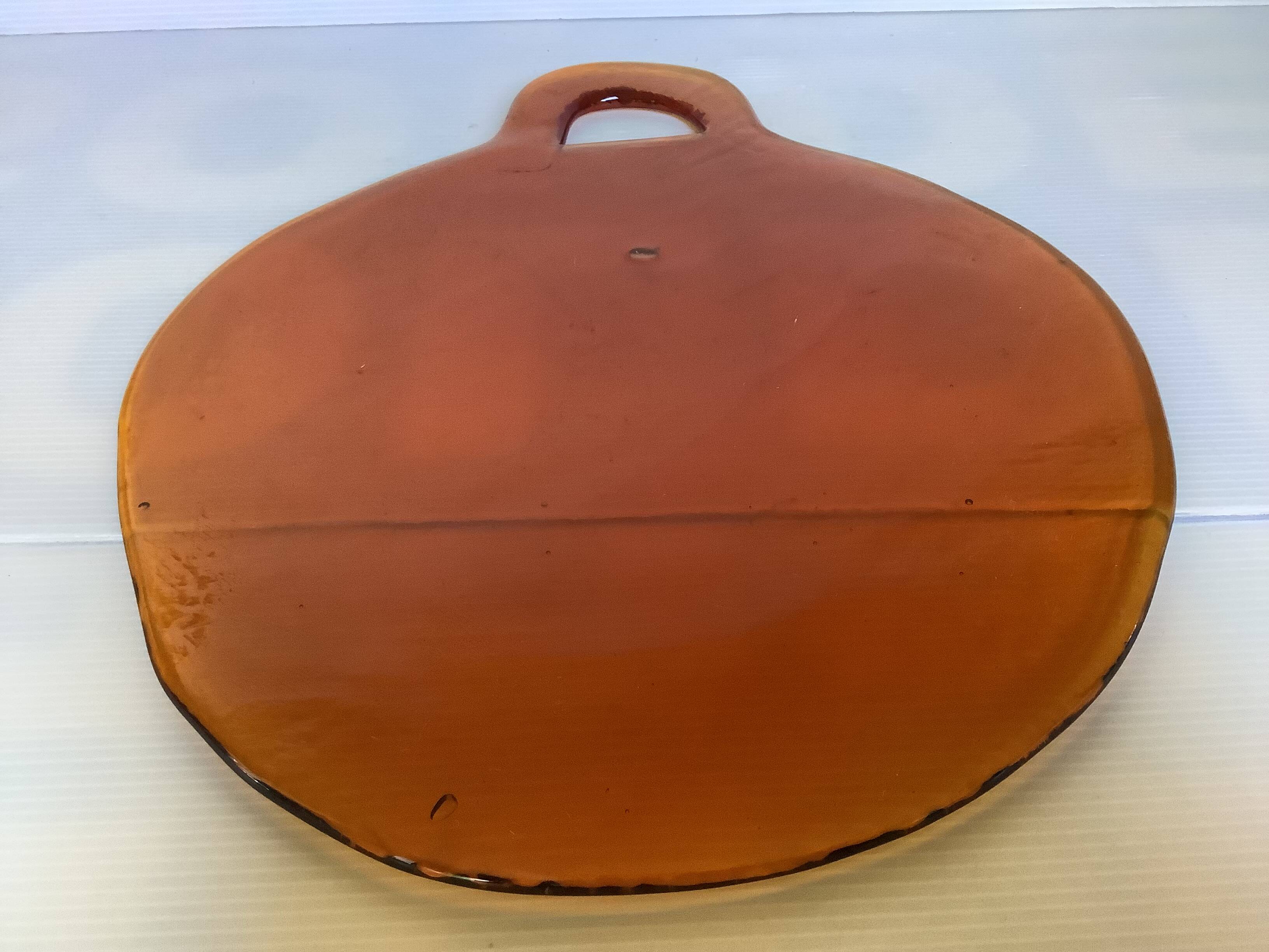 Artisanal glass cutting board