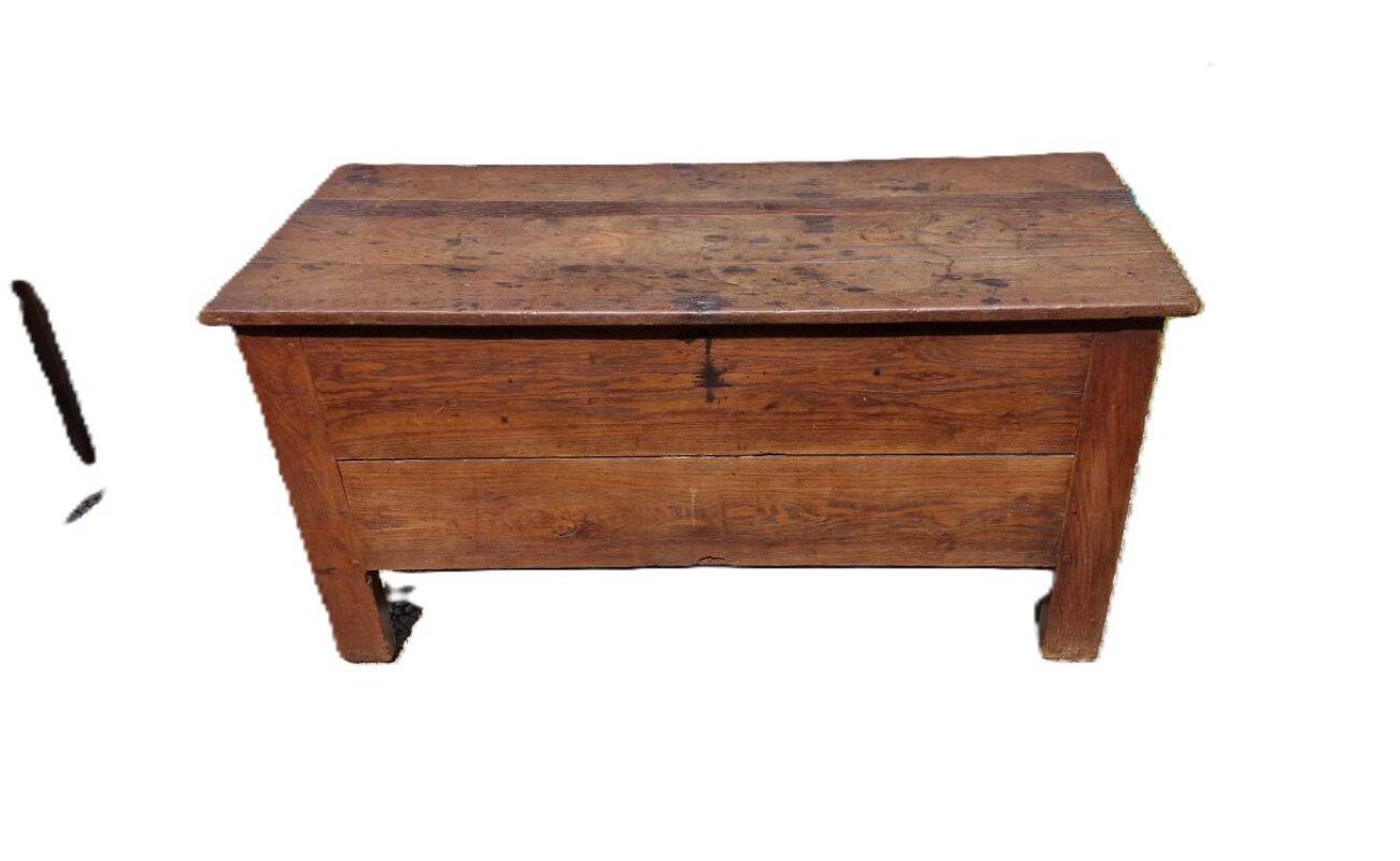 Ancienne Maie Ou Coffre En Bois Naturel Avec Un Tiroir