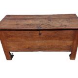 Ancienne Maie Ou Coffre En Bois Naturel Avec Un Tiroir