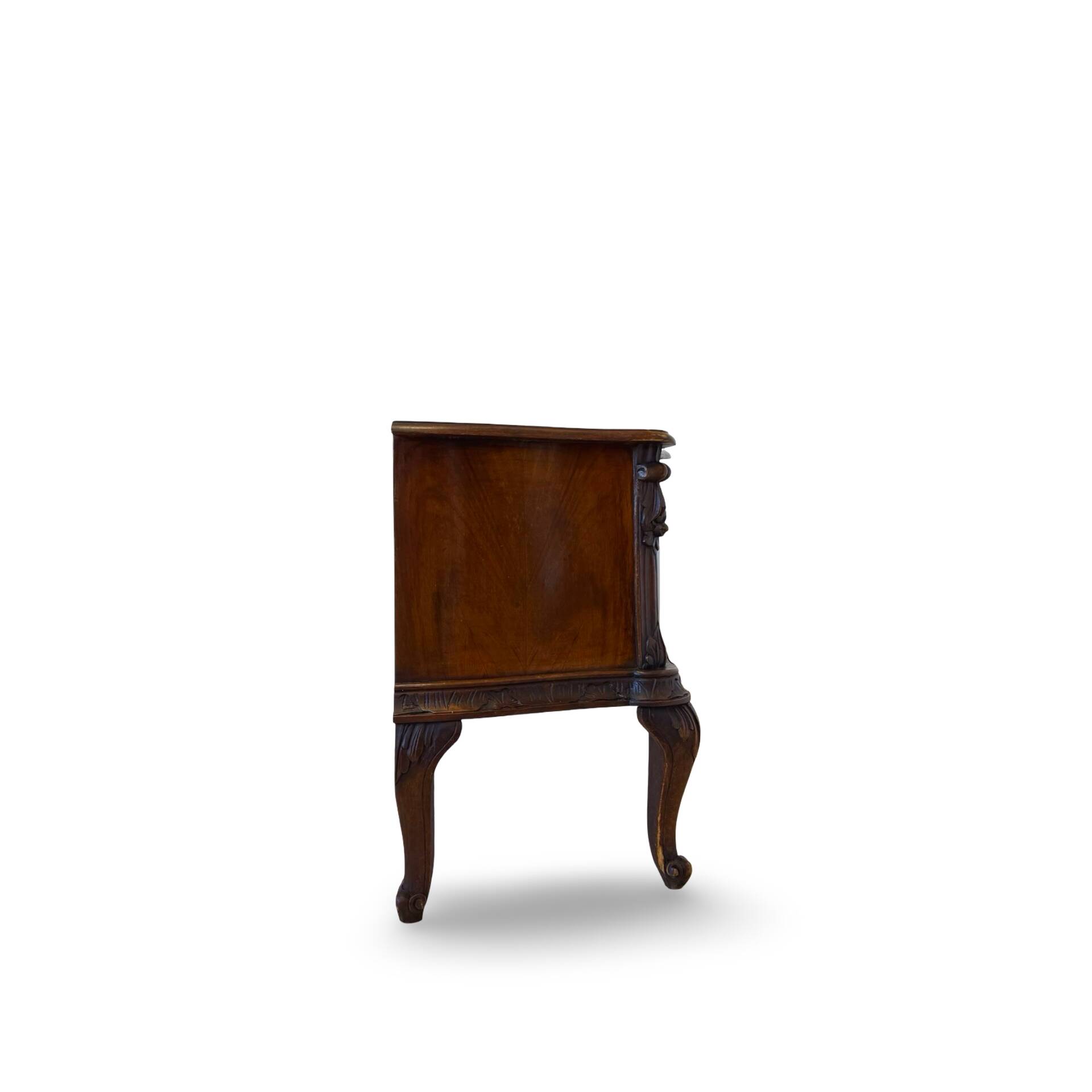 Italian console/petinus from the 1930s.