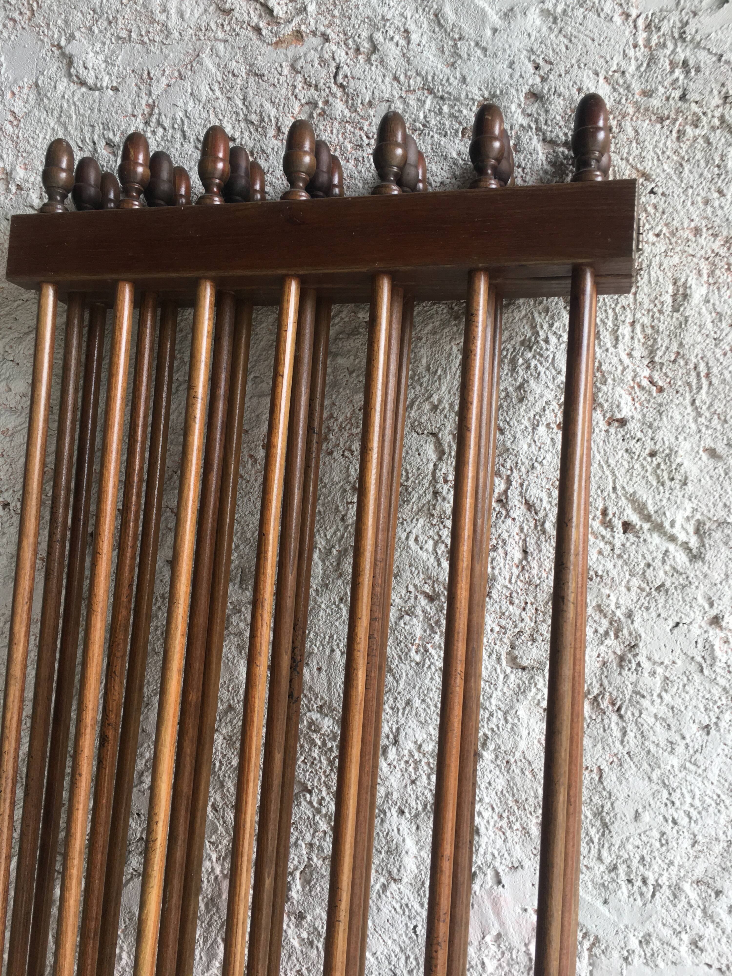 Wooden screen