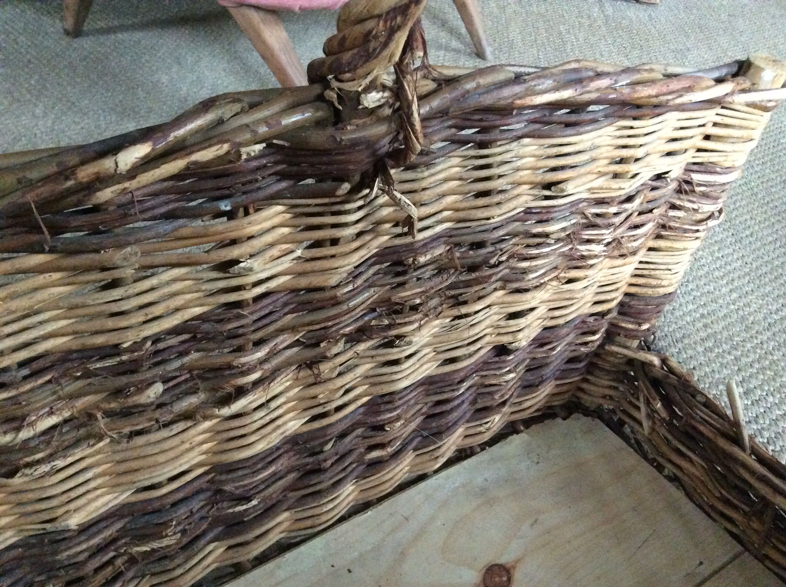 Wood basket