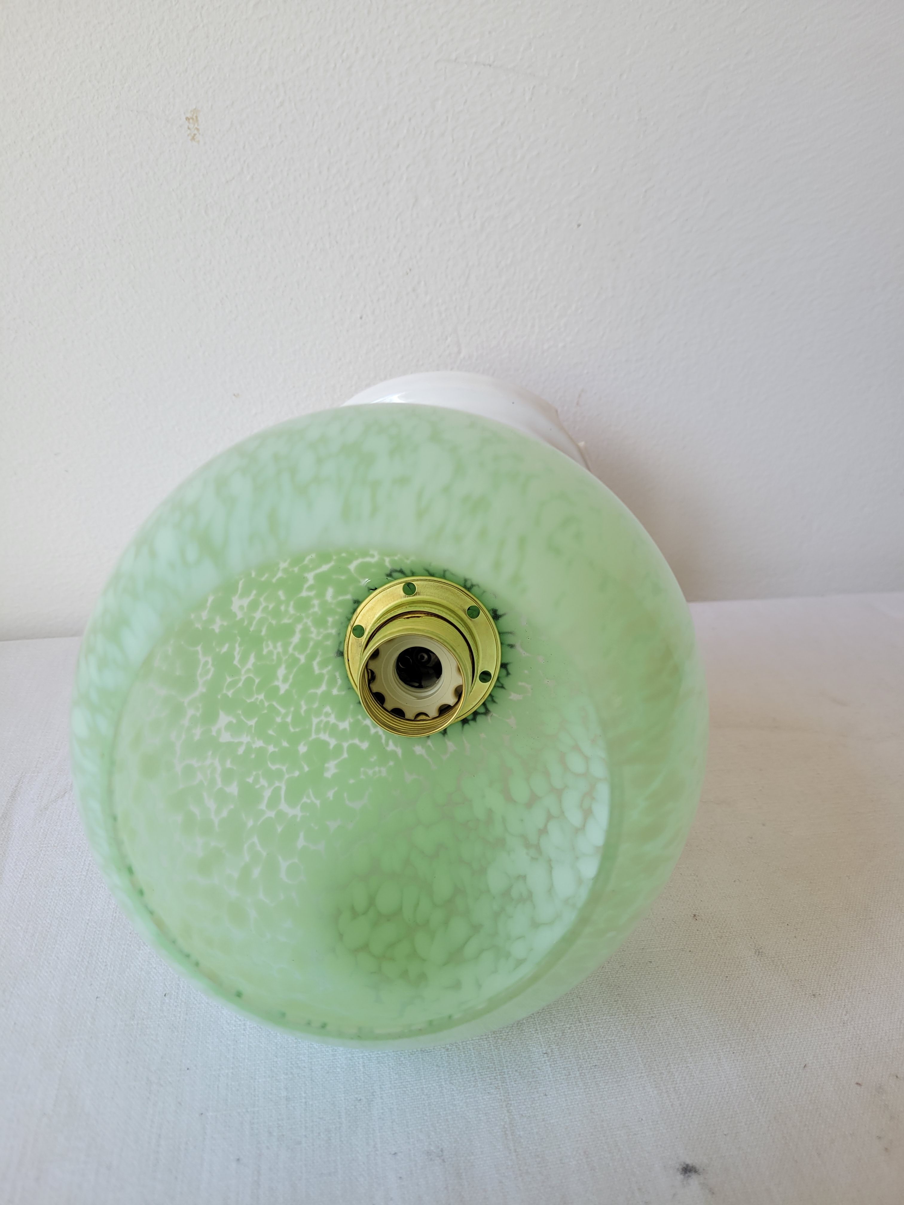 Wall lamp in Clichy glass and porcelain