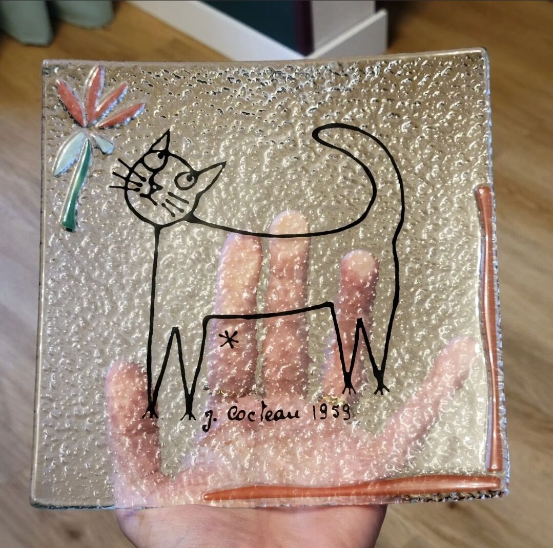 Vide pocket glass plate signed Jean Cocteau 1959 cat décor