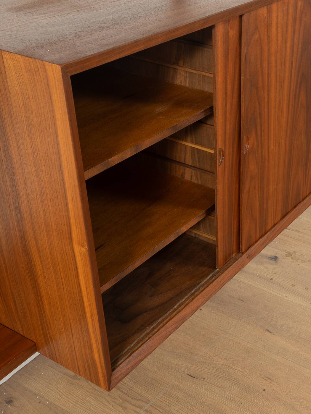 1960s wall shelf by Poul Cadovius