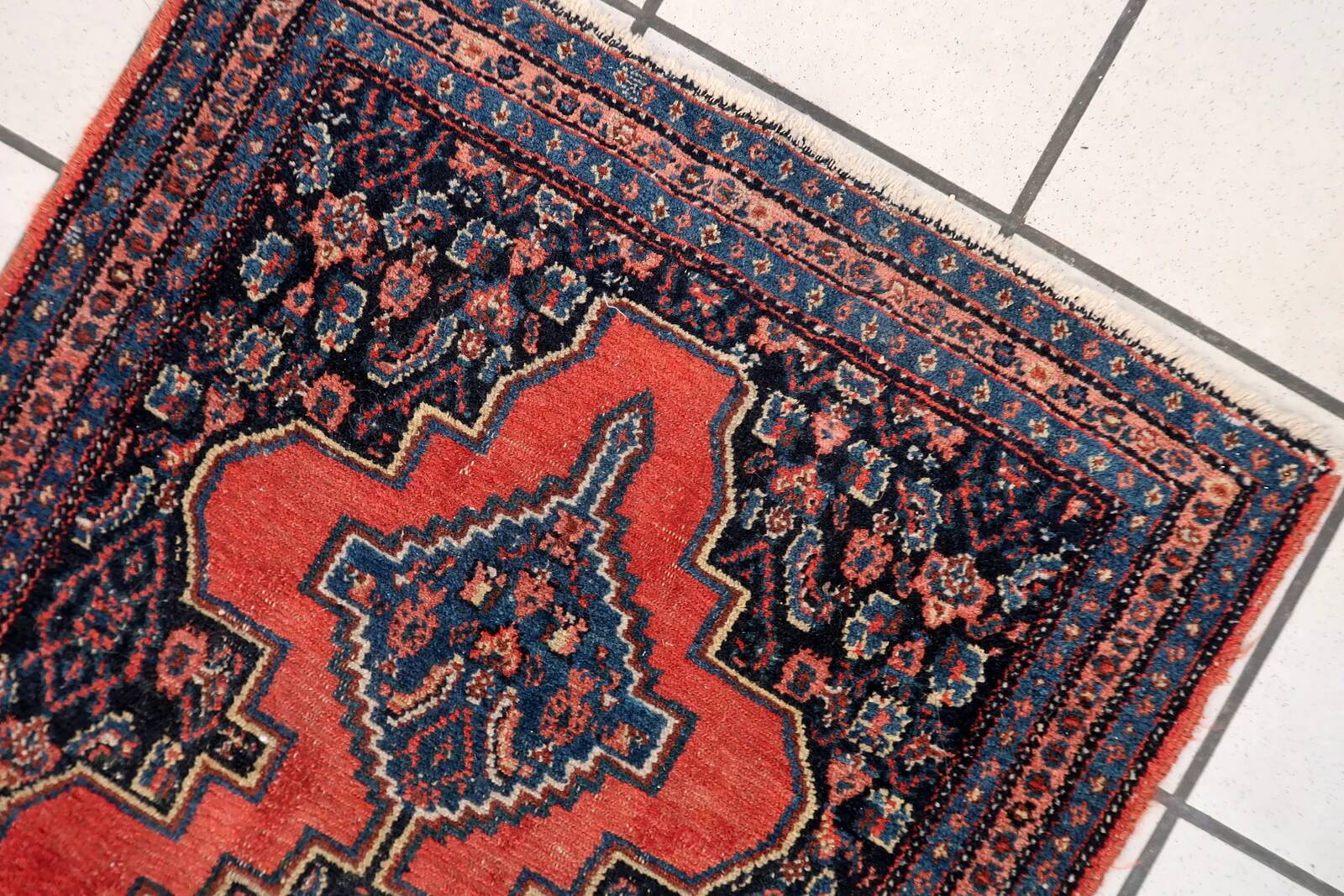 Tapis persan Senneh antique des années 1920 57 cm x 96 cm - 1C1248