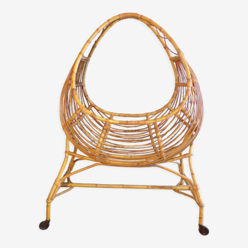 Vintage rattan crib