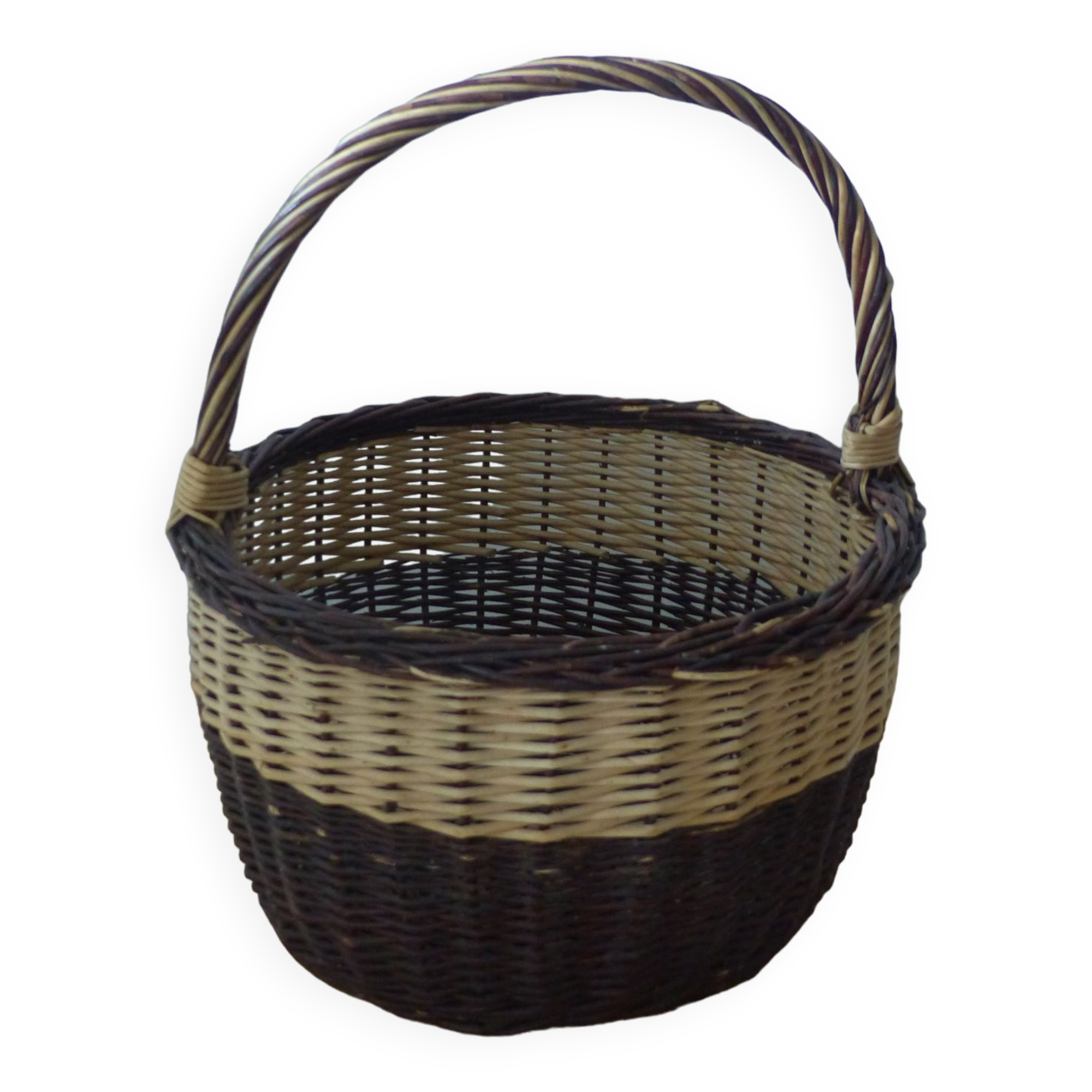 Wicker basket
