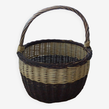 Wicker basket