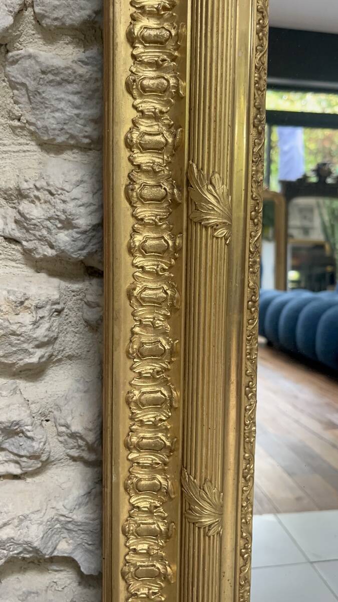 Fireplace mirror 127/101.5cm gilded with gold leaf, mercury glass, fireplace trumeau.