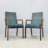Deux fauteuils modèles Casala