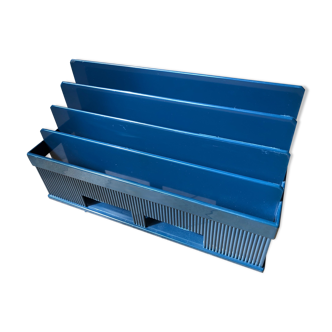 Mail holder