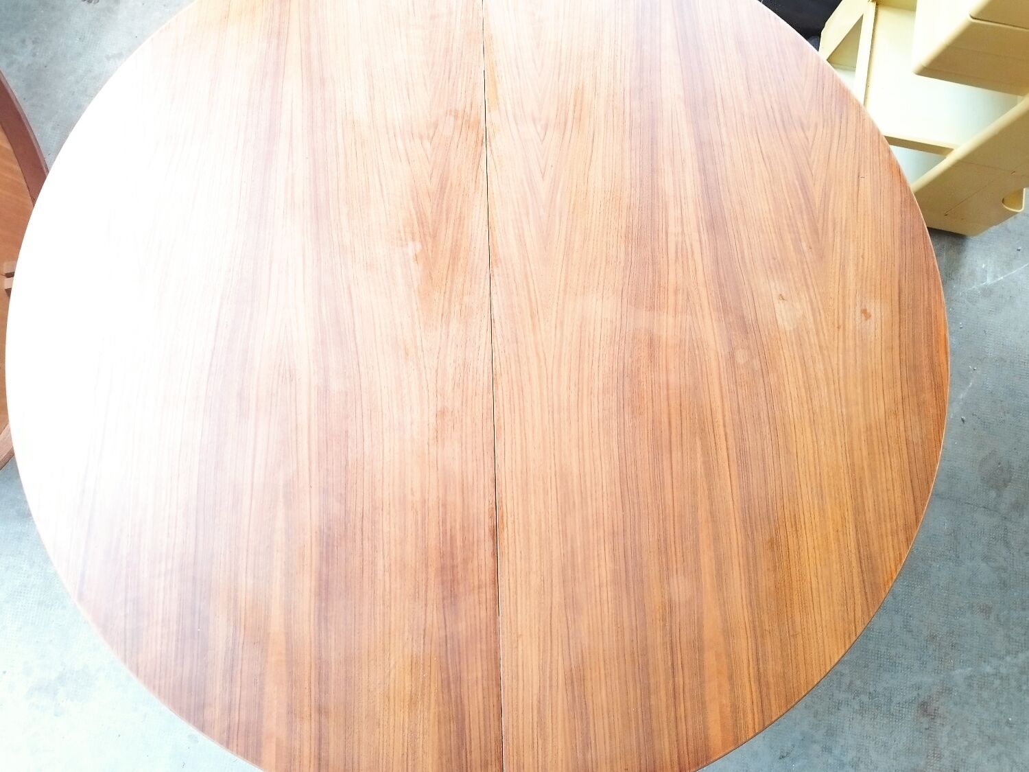 Vintage baumann round scandinavian table extendable a system