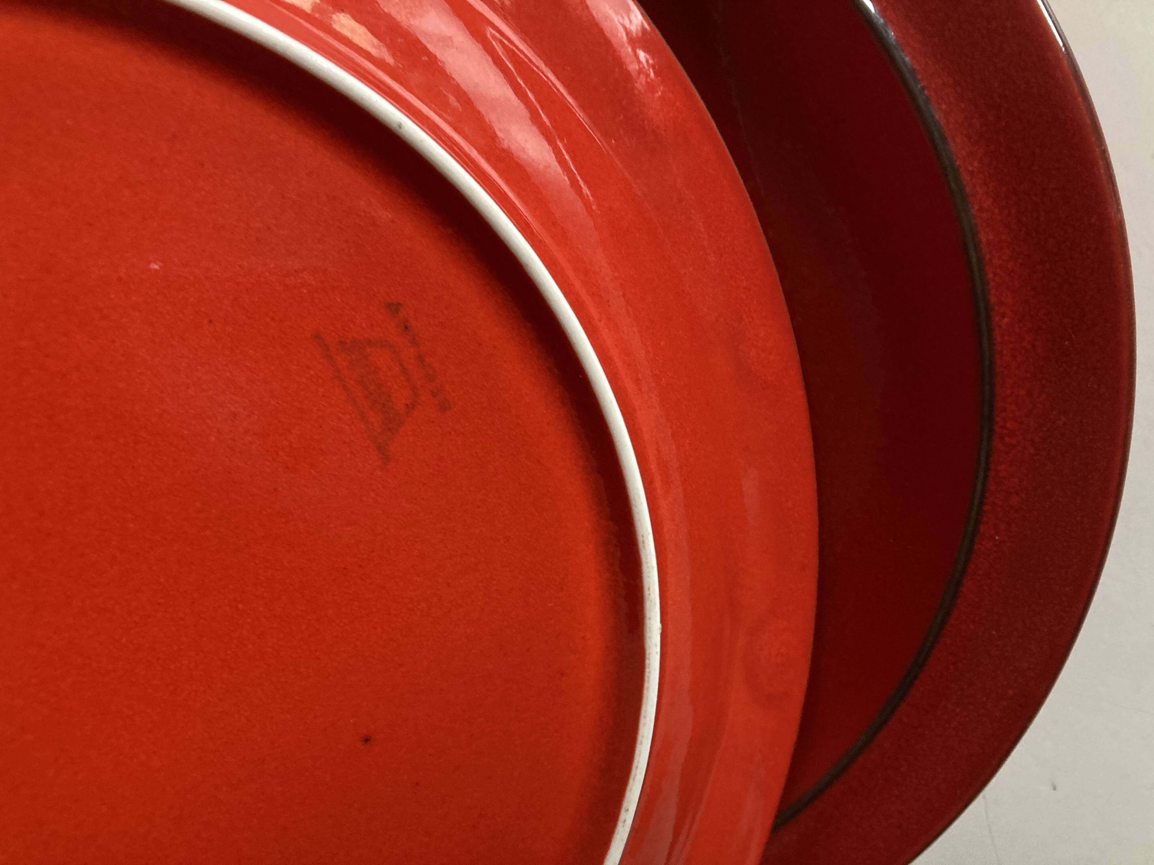 Set of 10 plates Hertha Bengtson Rosenthal 1970 in red stoneware.