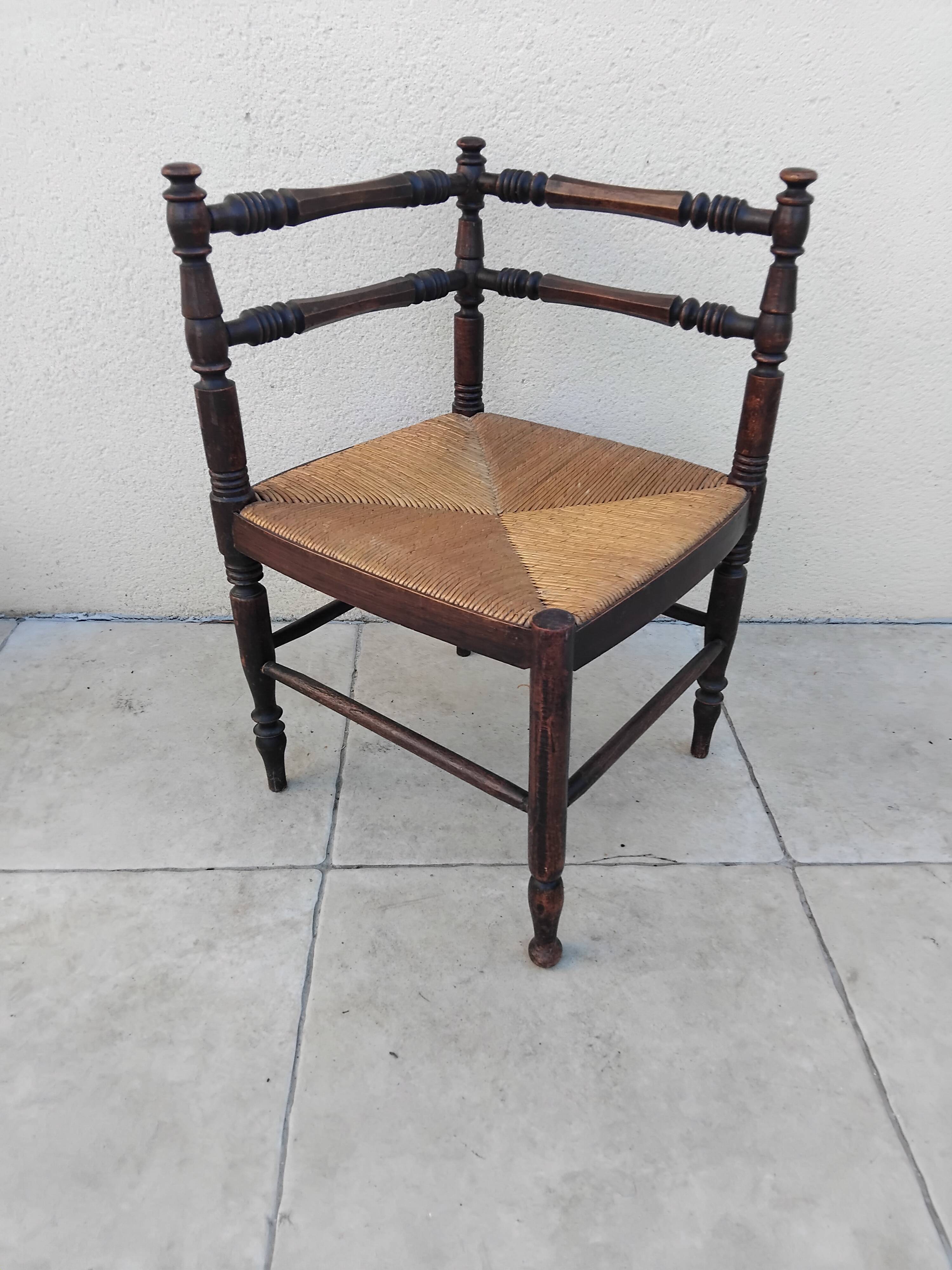 Chaise d angle vintage paille ancienne