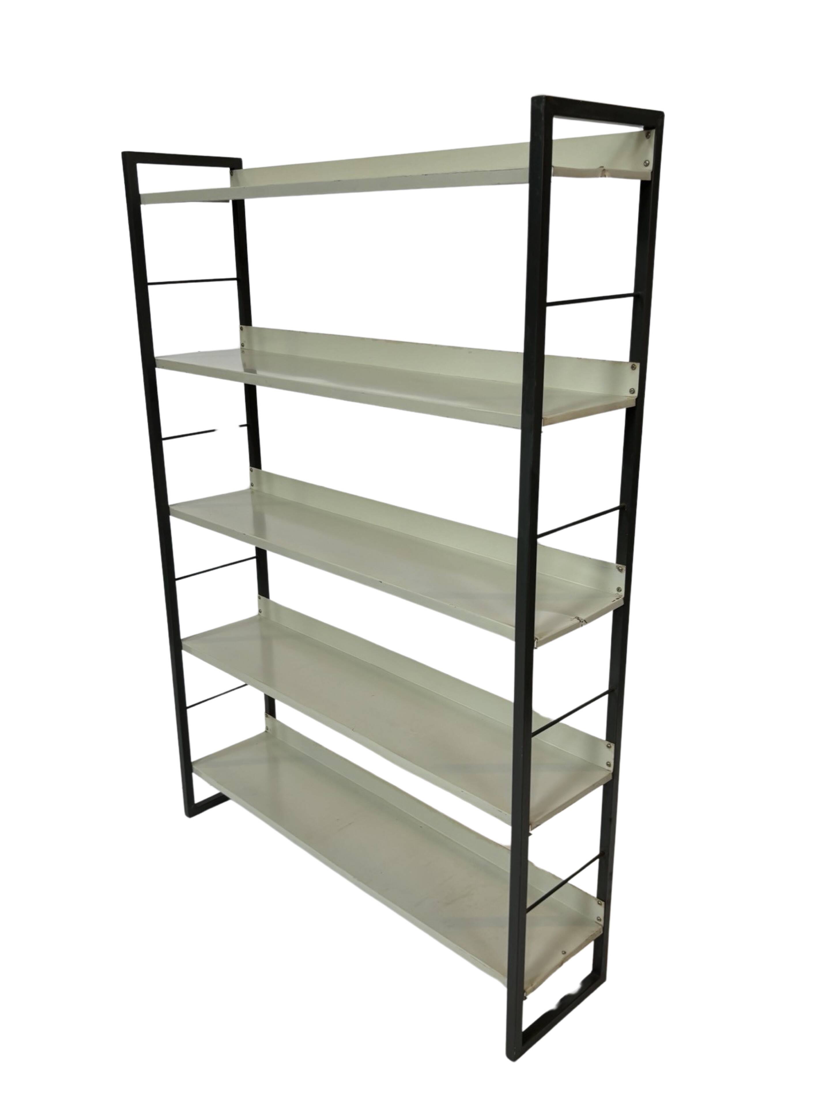 Free stanting Tomado shelving unit in metal and gray - 1960s Dutch Design
