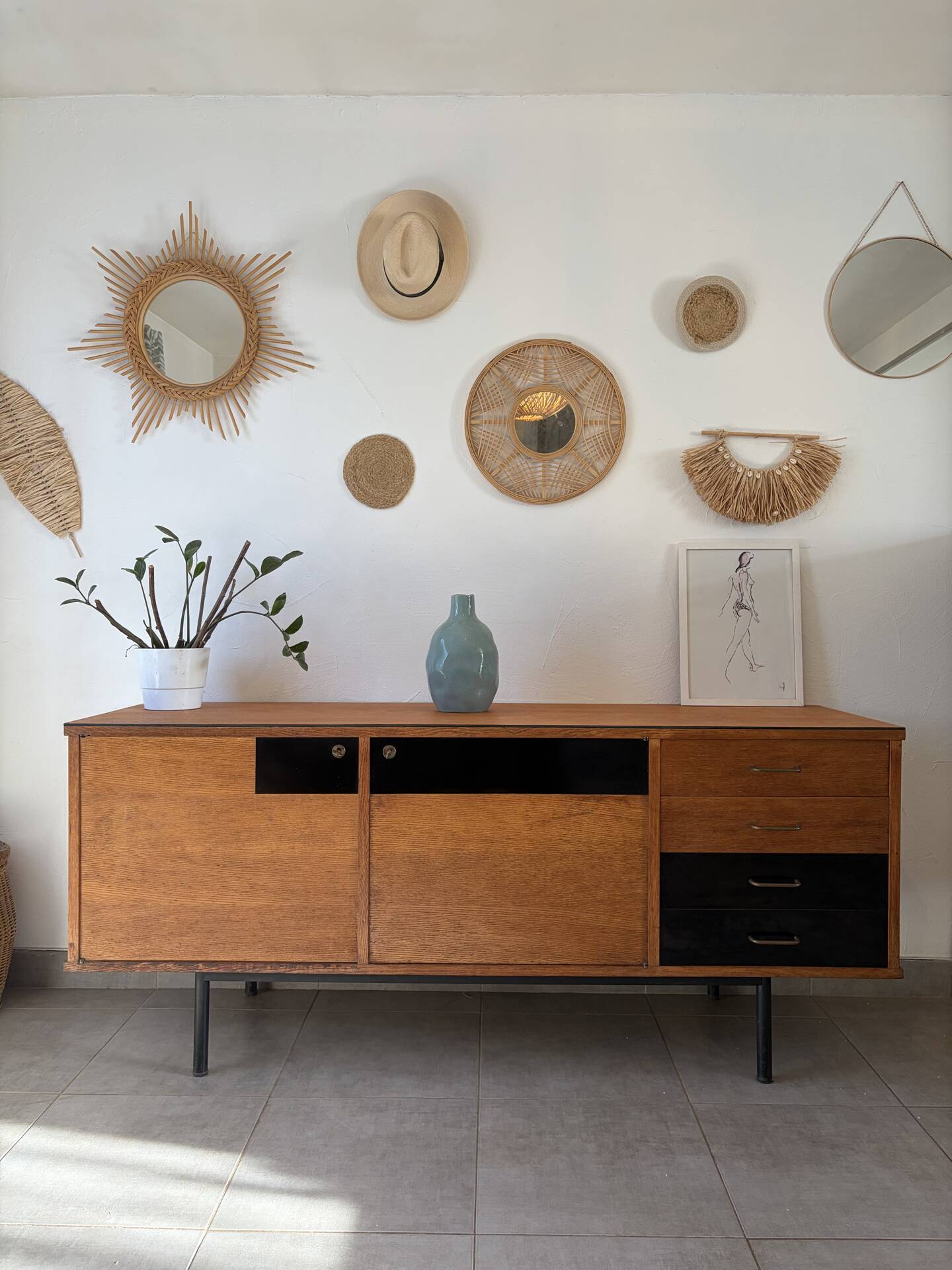 Vintage enfilade Claude Vassal