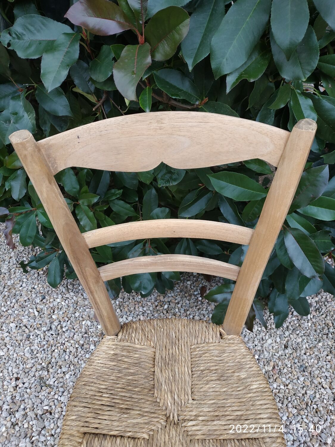 Chaise paillée