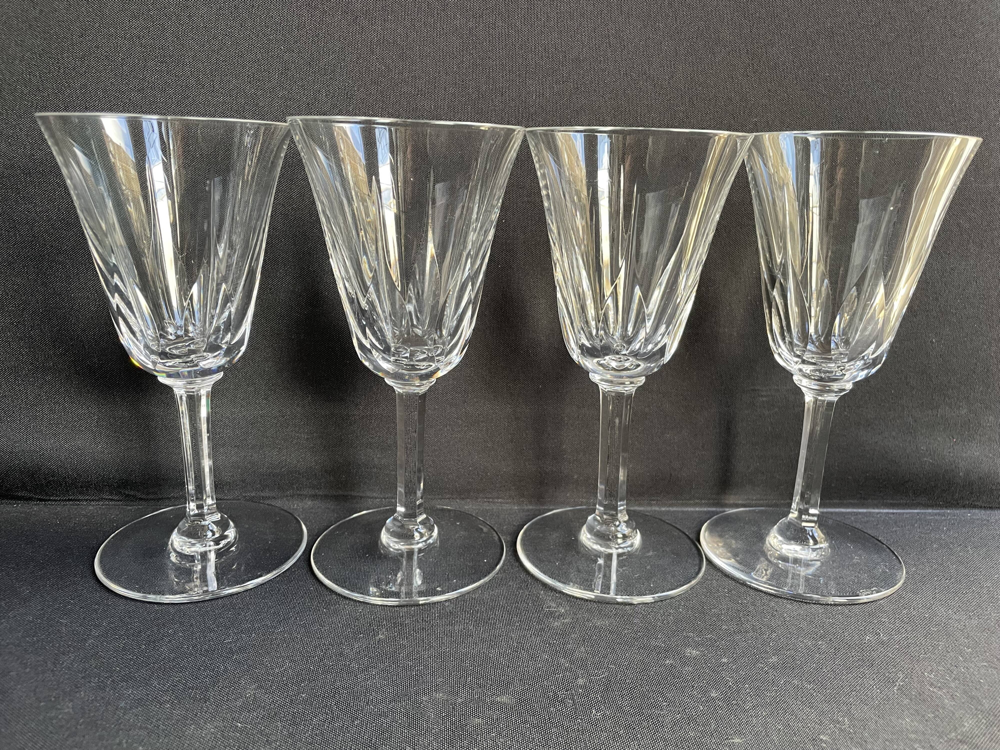 4 verres à vin Saint Louis service Cerdagne