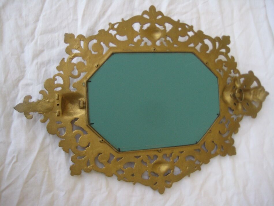 19th century bronze mirror with ancient angelot 33x46cm