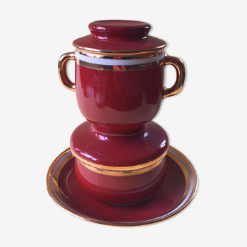 Red art deco herbal tea