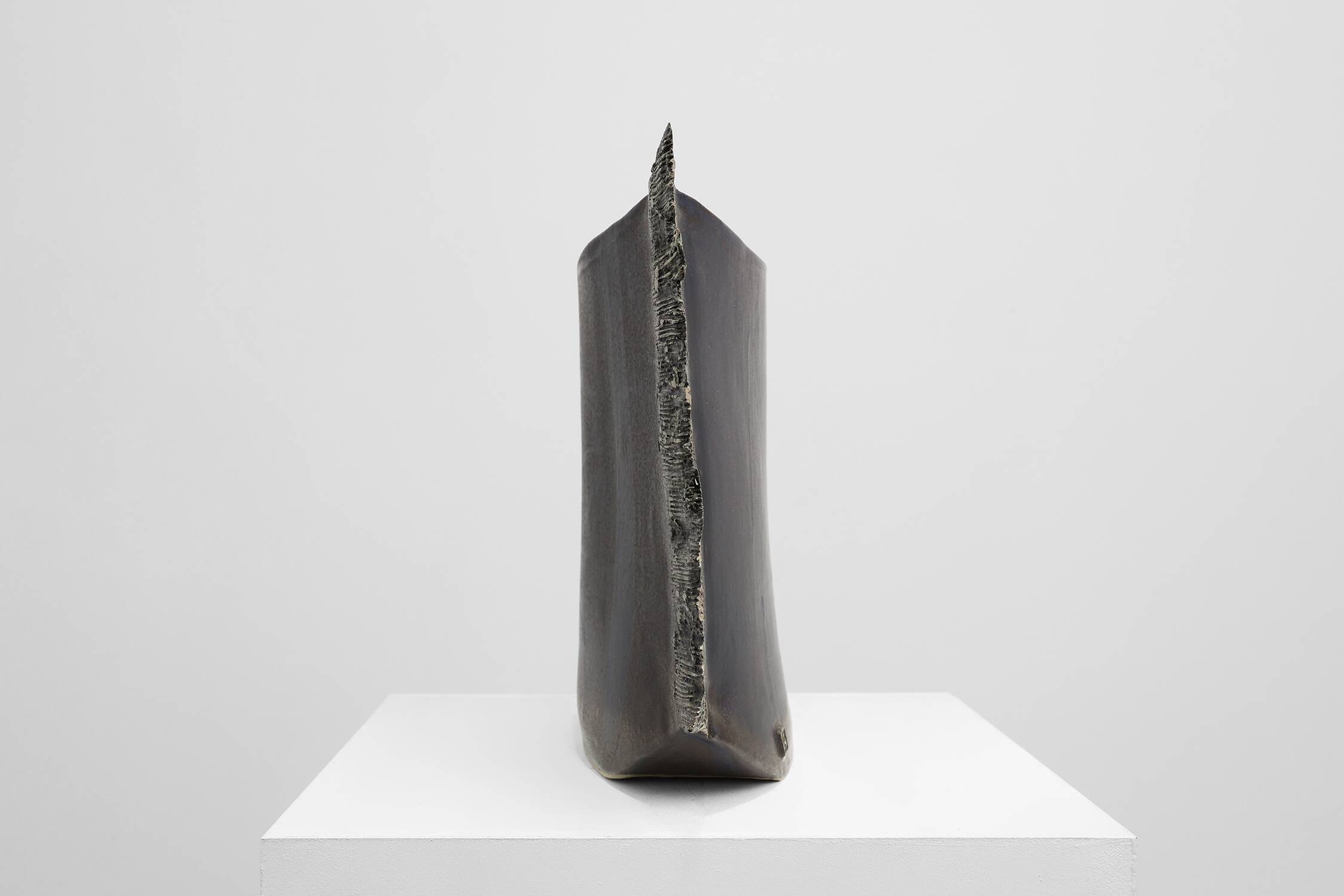 Vase en céramique française signé, France, vers 1960