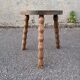 Tabouret tripode
