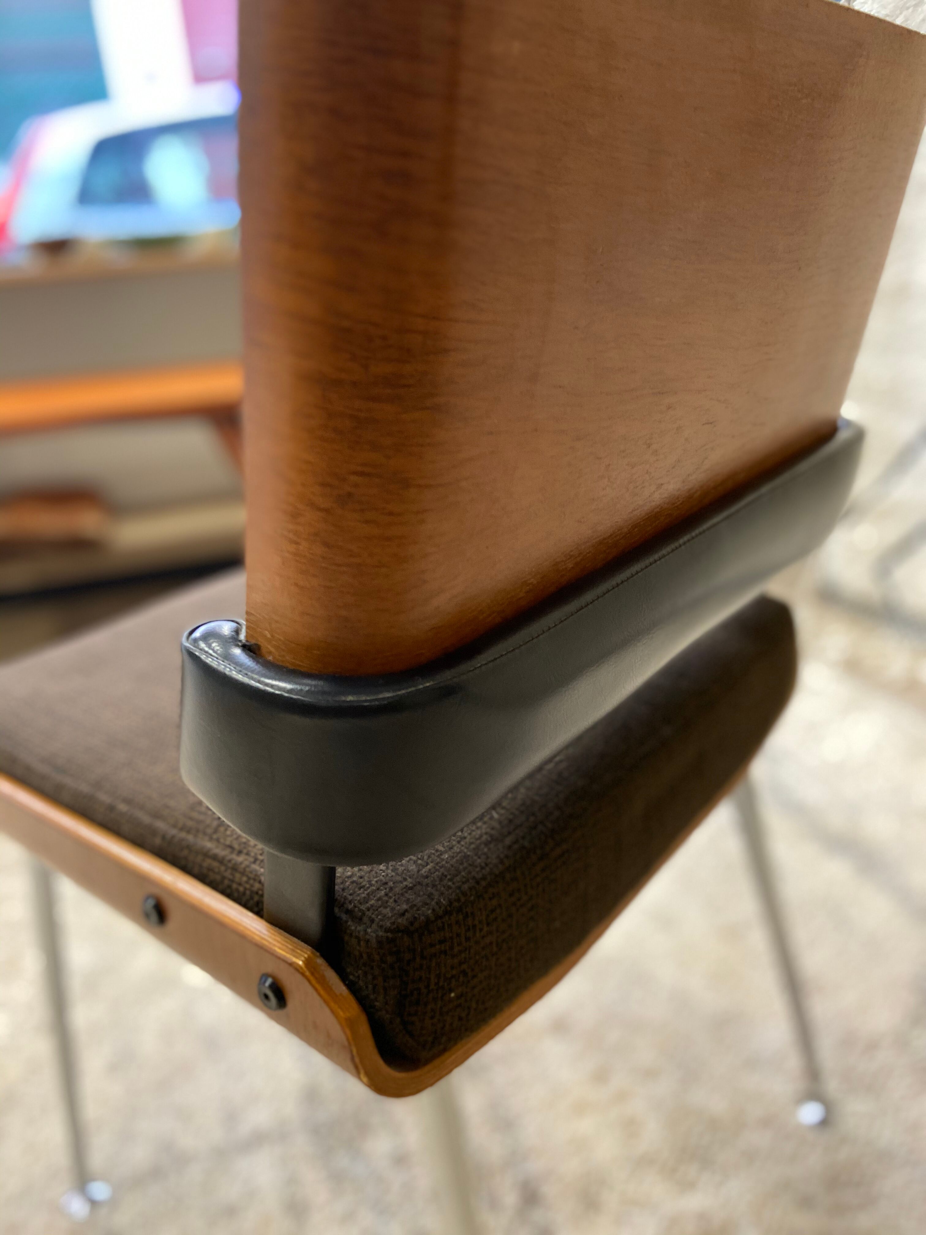 Modern Tube chair series Marcom, 60