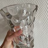 Glass vase signed Pierre d'Avesn honeycomb model