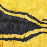 Handwoven Berber rug in pure wool, size 100 x 200 cm