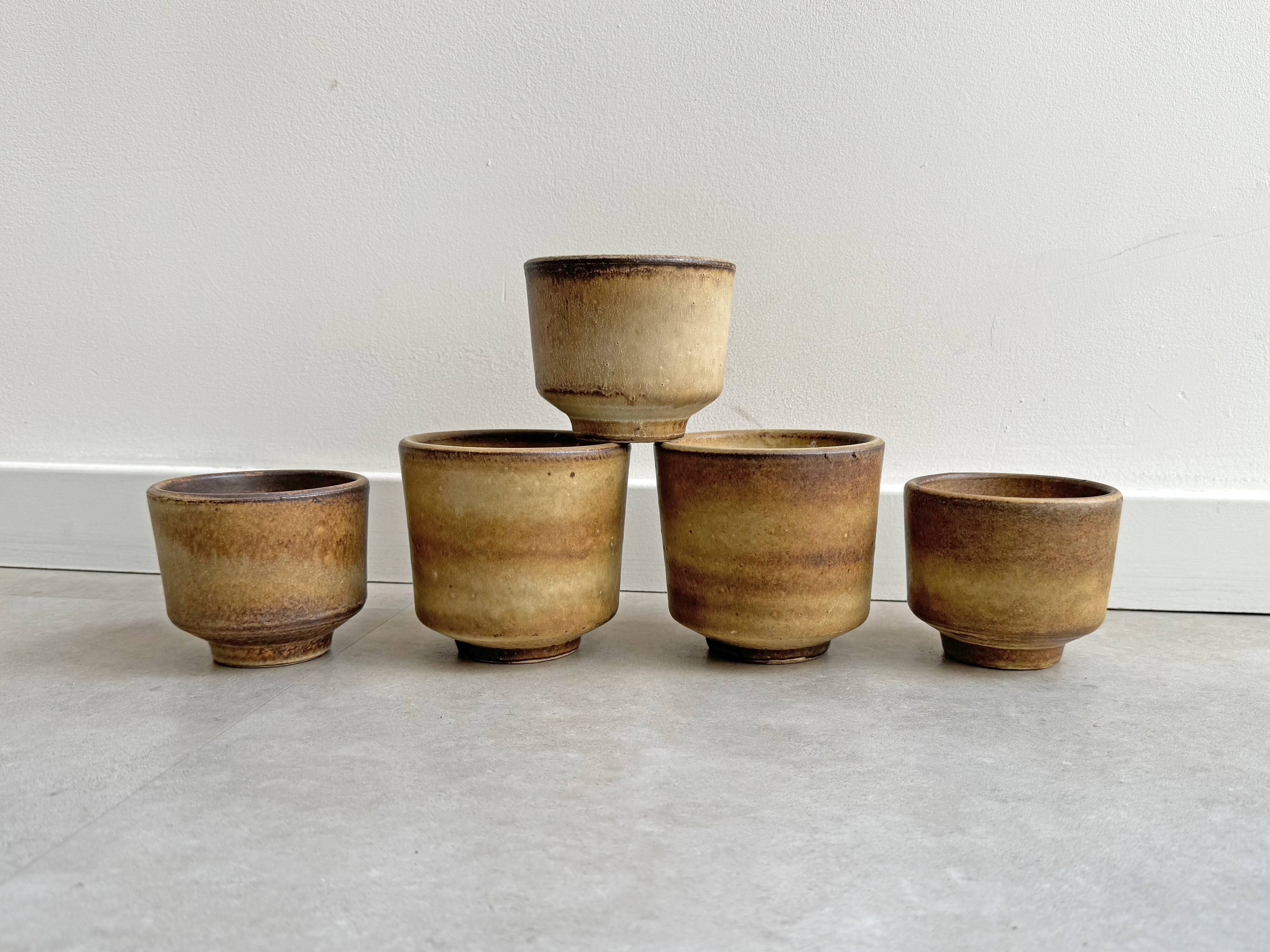 Set of 5 vintage Dutch ceramic 70s planters / flower pots