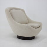 1970s Shell Lounge Chair in Bouclé Upholstery