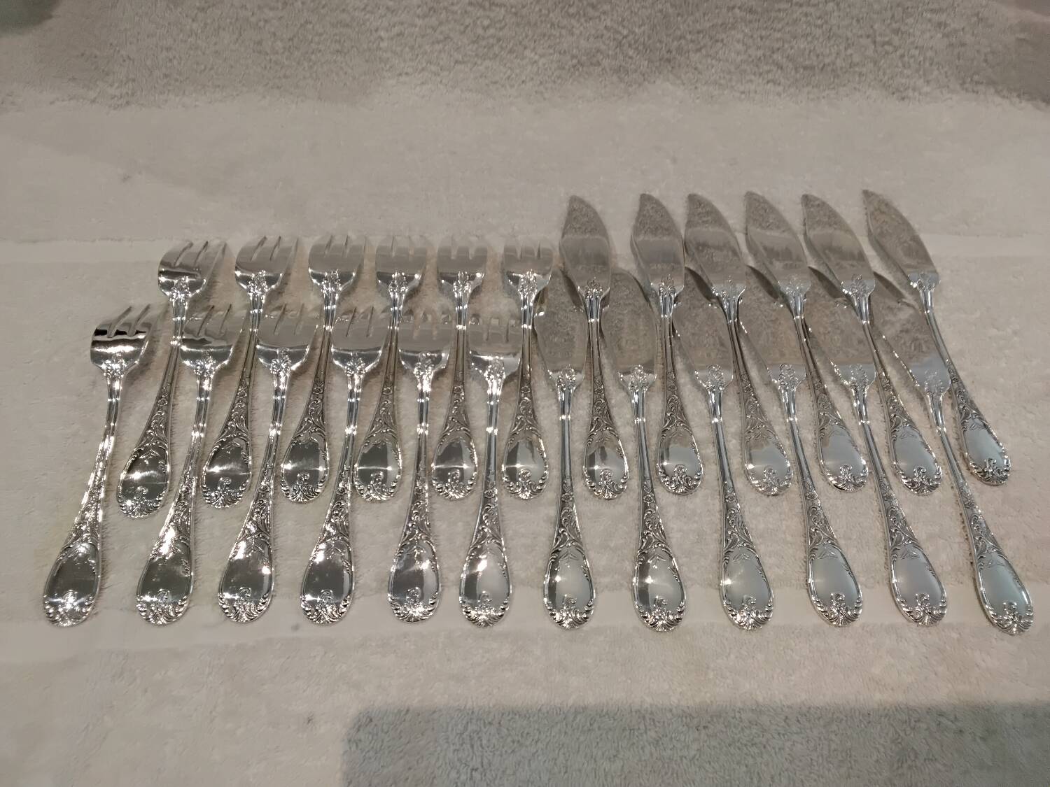 12 fish cutlery sets 24p silver-plated metal rocaille style Marly