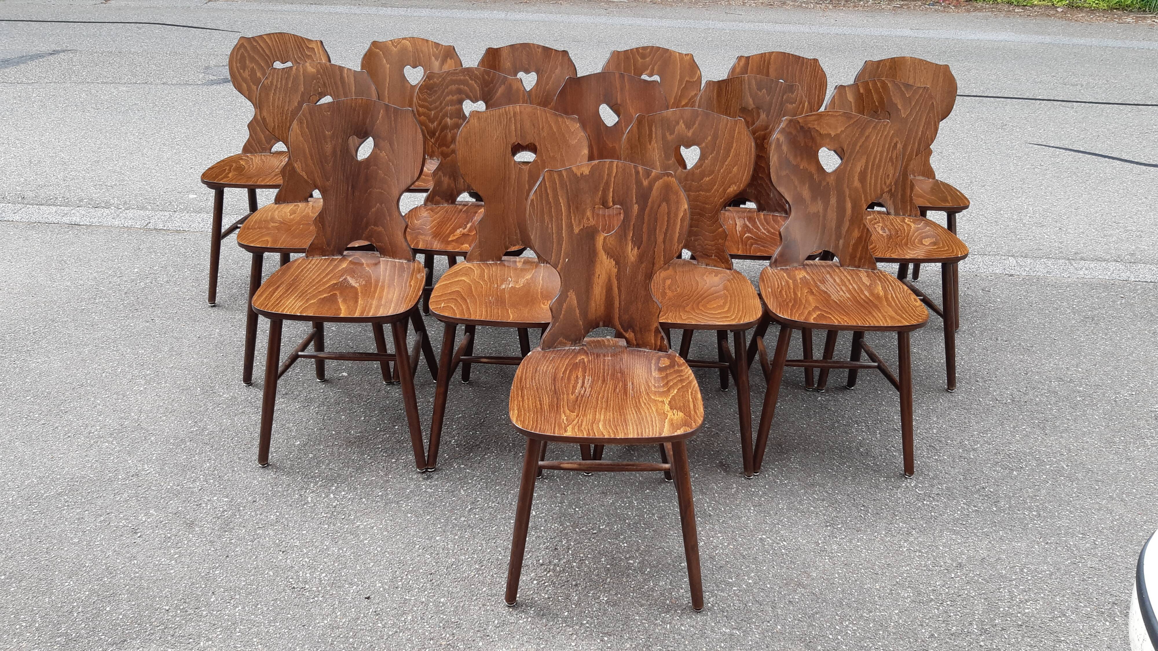 Lot 16 chairs bistro brasserie chalet deco mountain