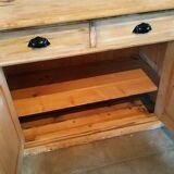 Patinated buffet (pastry furniture)