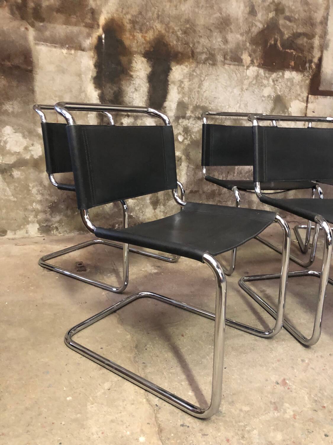 Ensemble de 7 Chaises S33 Mart Stam Circa 1980