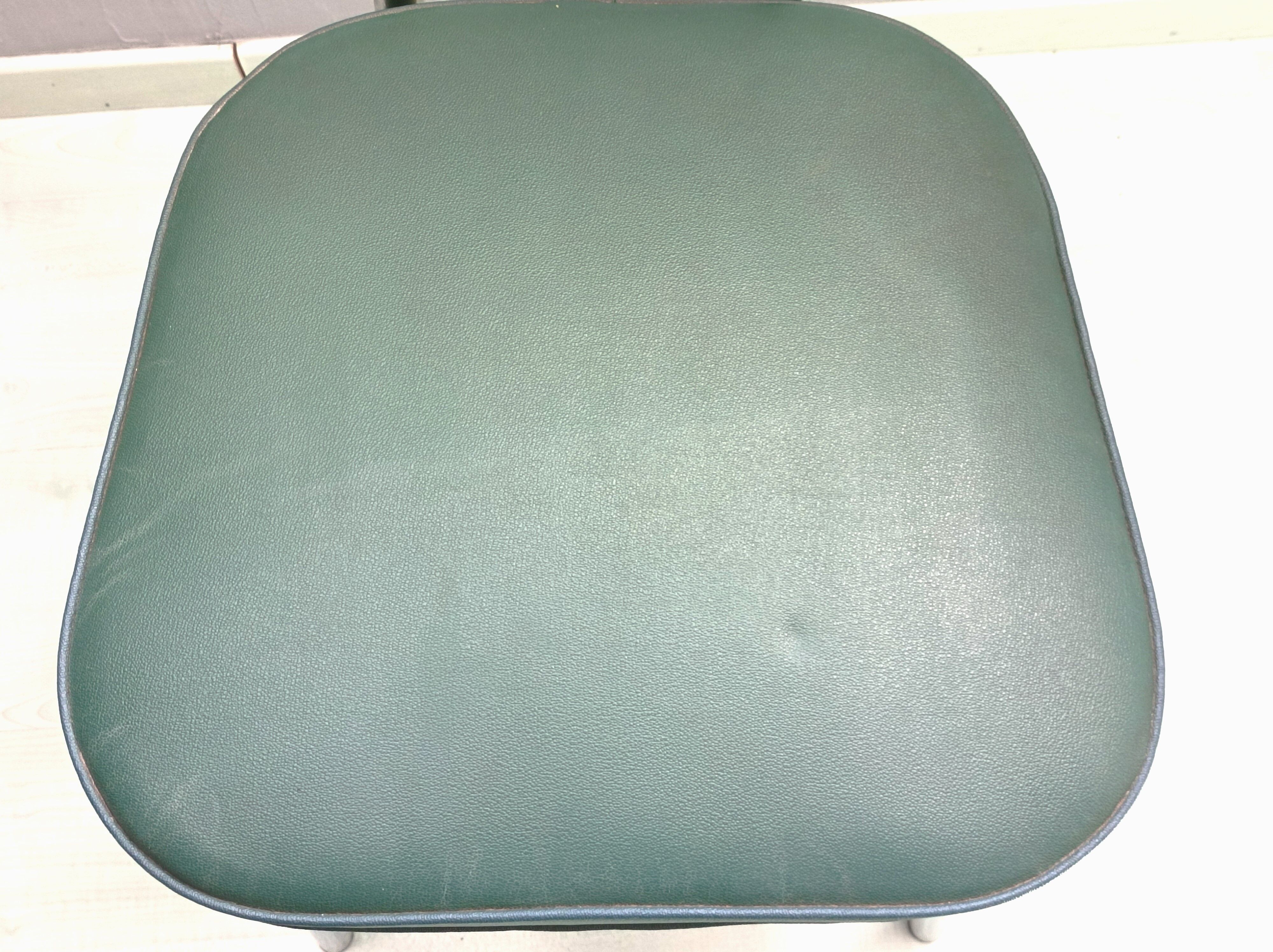 Industrial office chair Pullman style