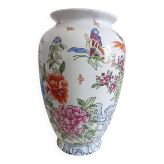 Vase chinois en porcelaine