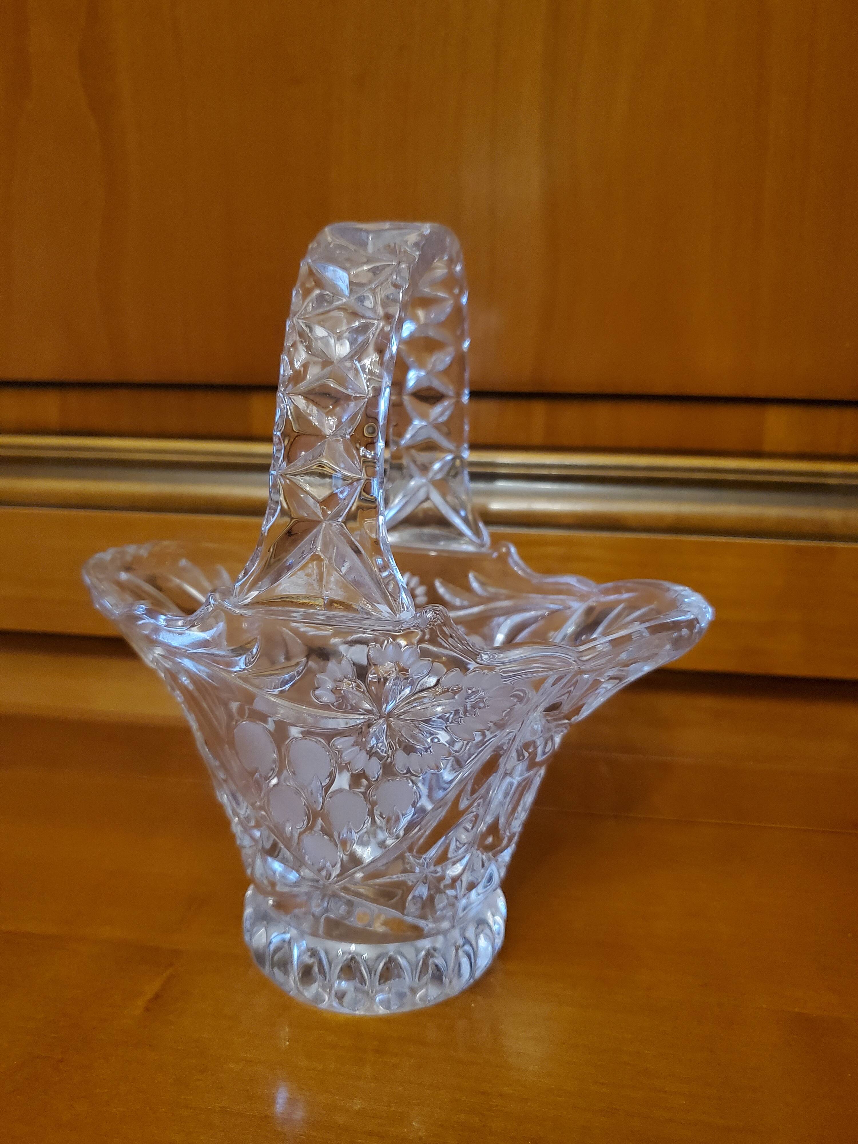 Crystal basket