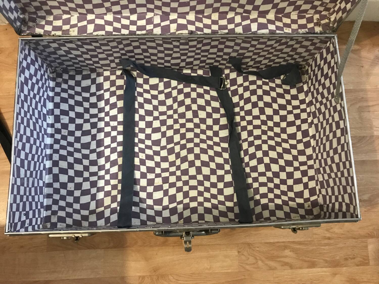 Corked ALUMINUM suitcase