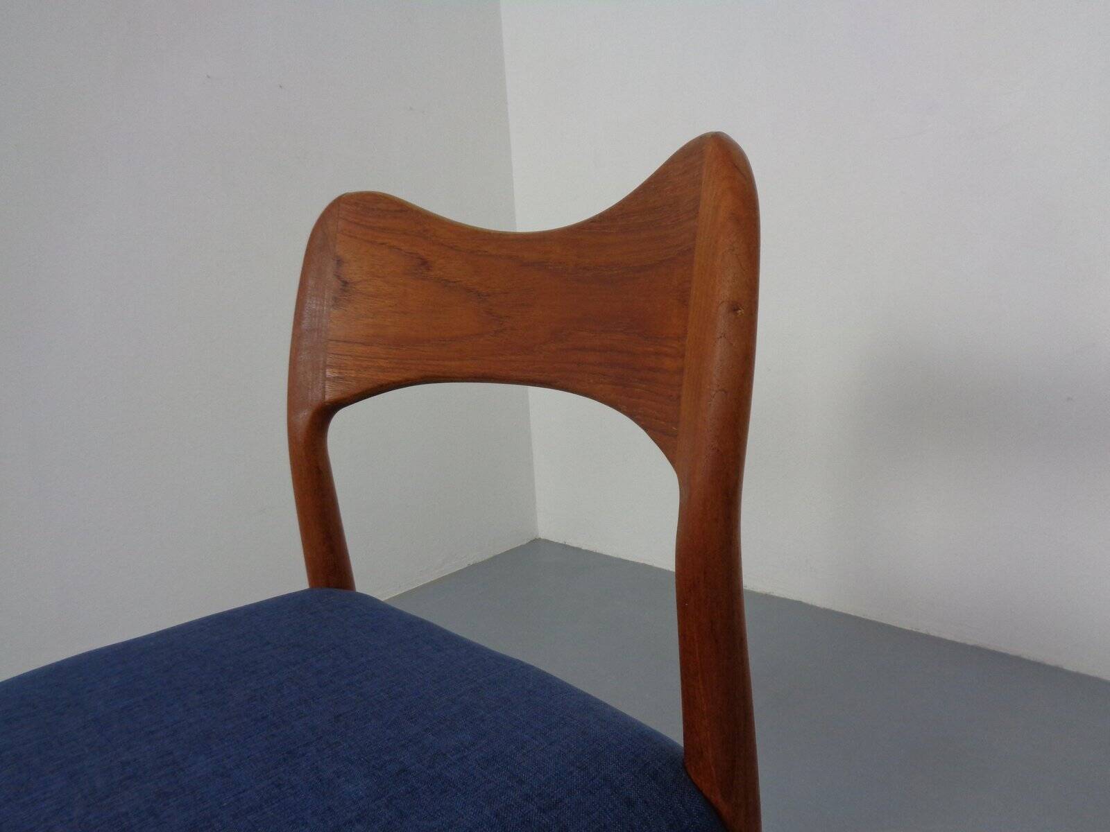 Model 308 Chair by Arne Hovmand-Olsen for Mogens Kold, 1956