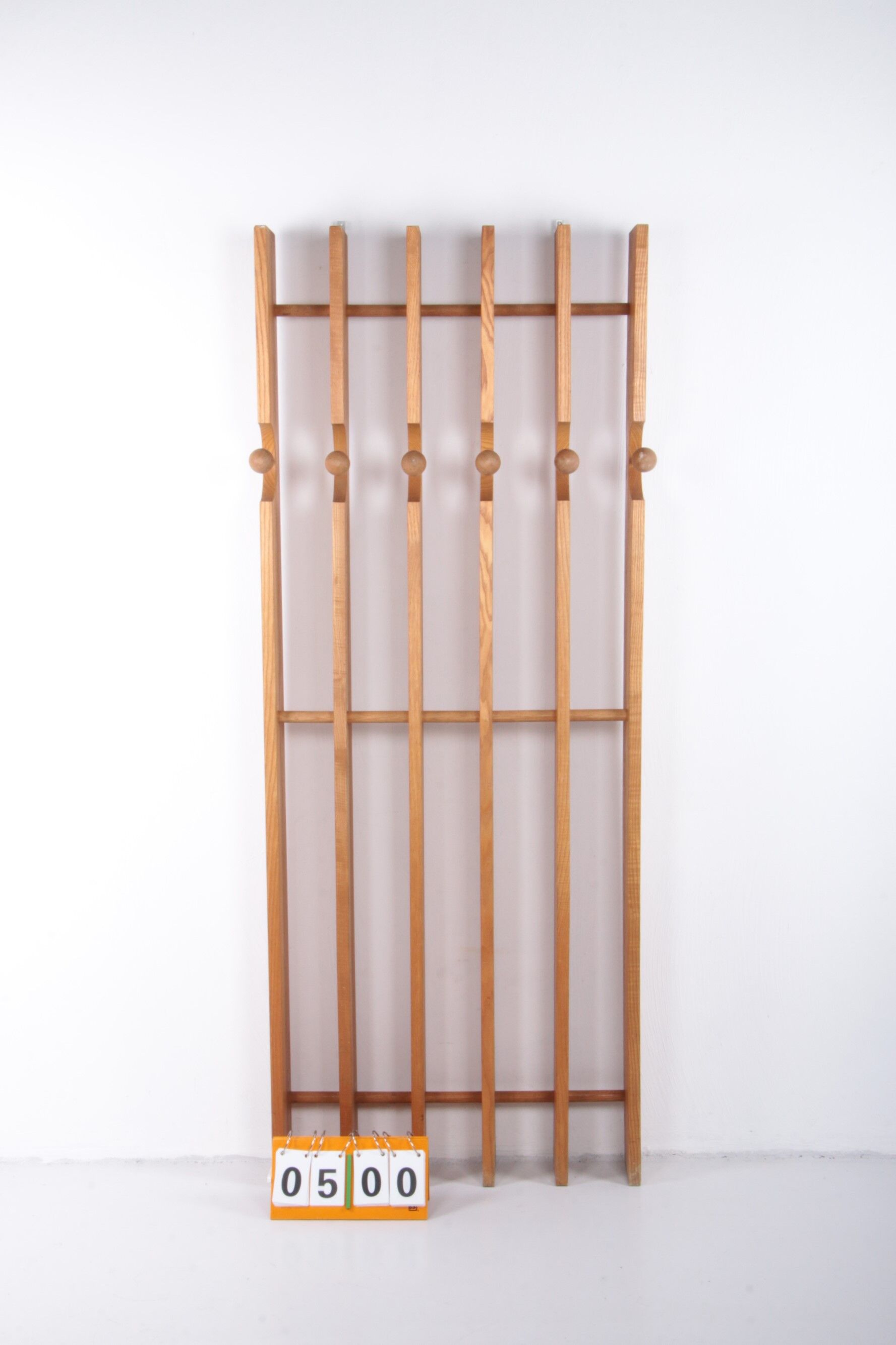 Porte-manteau Arspect-Spectrum édition rare 1970 Essen bois Pays-Bas