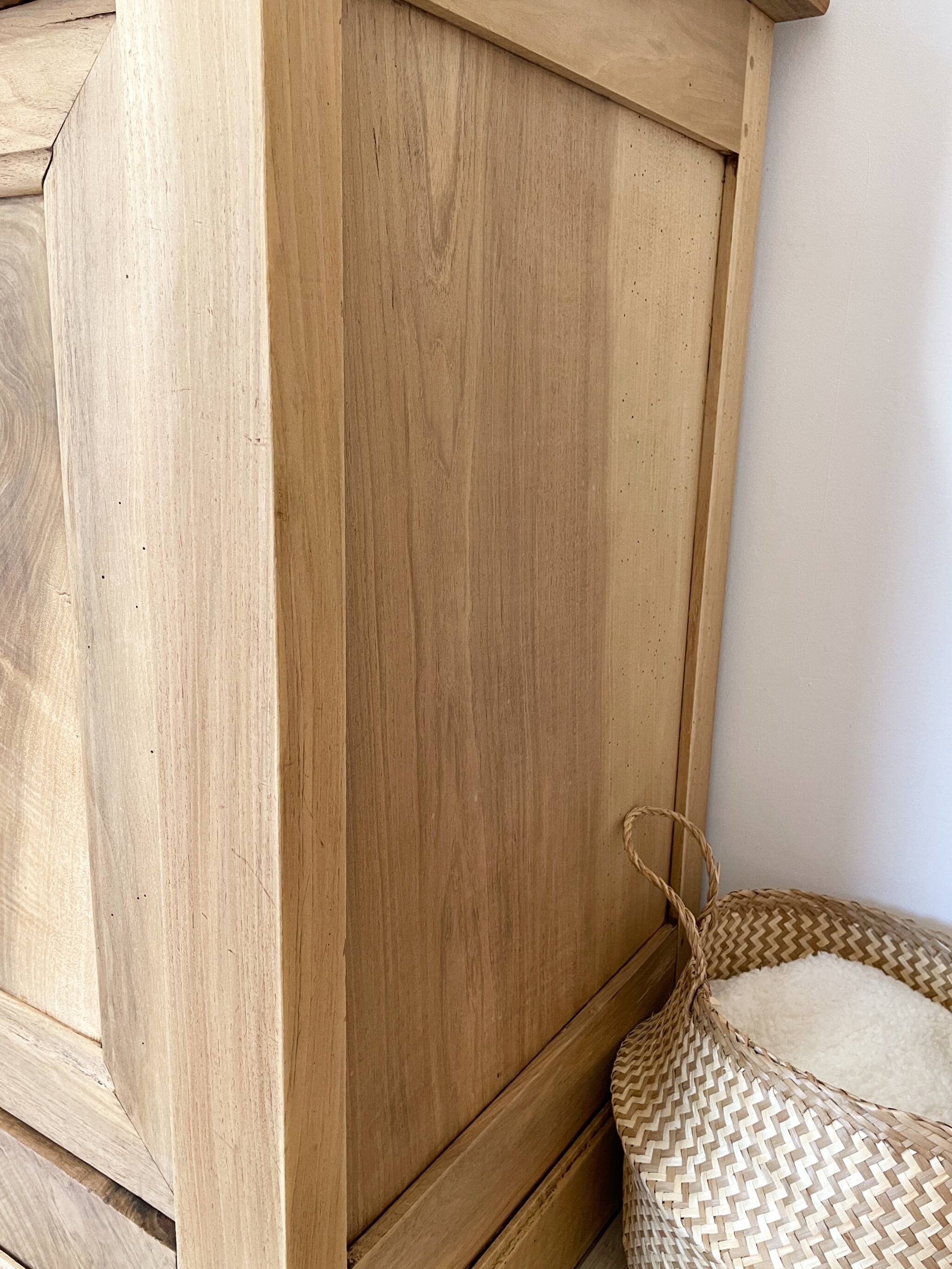 Antique two-body buffet in solid wood (restored)