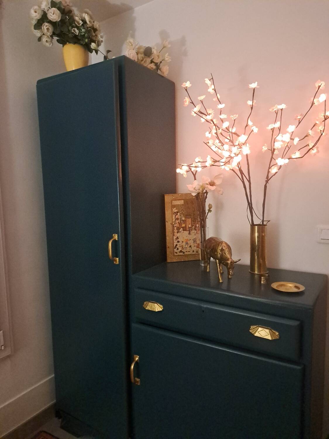 Armoire asymétrique vintage