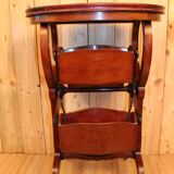 Table d'Appoint En Acajou , Anglaise , Porte Revue