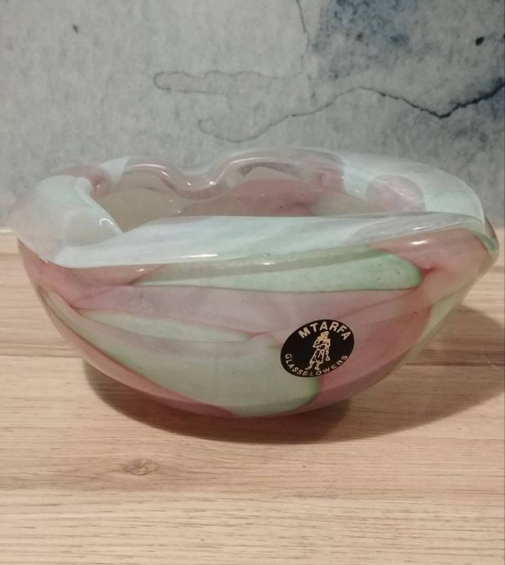 Blown glass catchall