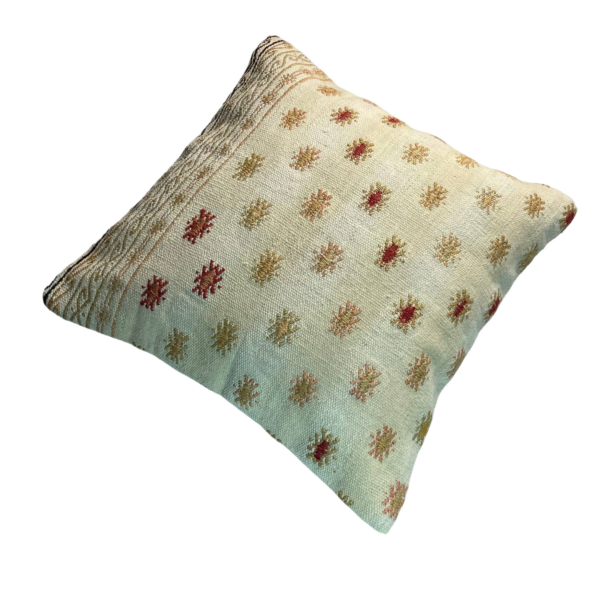 Vintage turkish kilim cushion cover , 45 x 45 cm