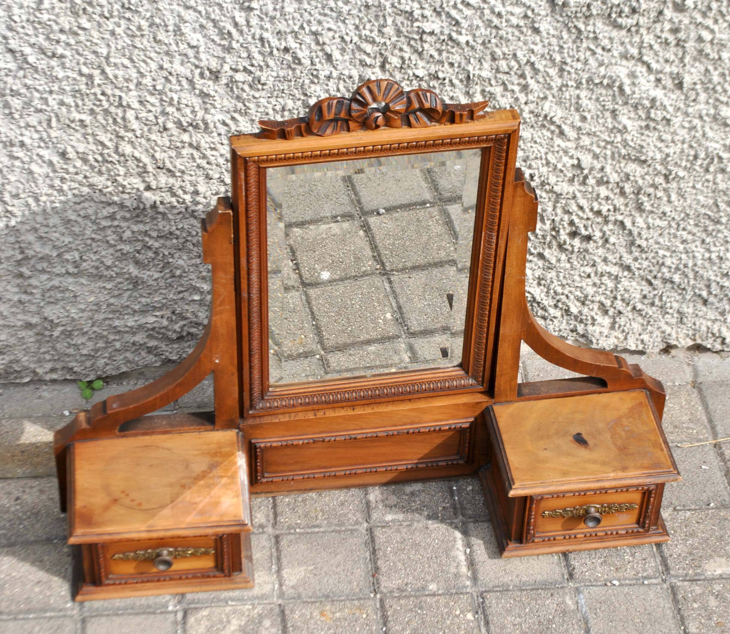 Carved wooden table mirror with ribbon bow - Old Psyche dressing table