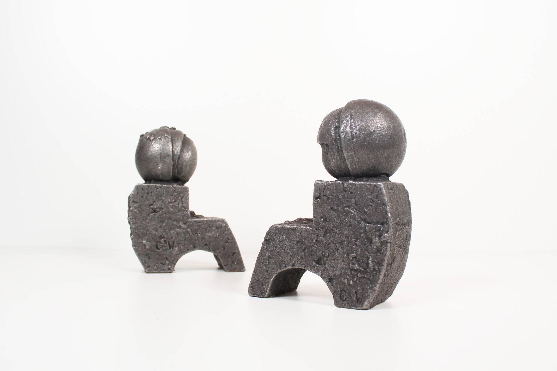 Ensemble de serre-livres en aluminium coulé brutaliste par Willy Ceysens, Belgique, années 1980.