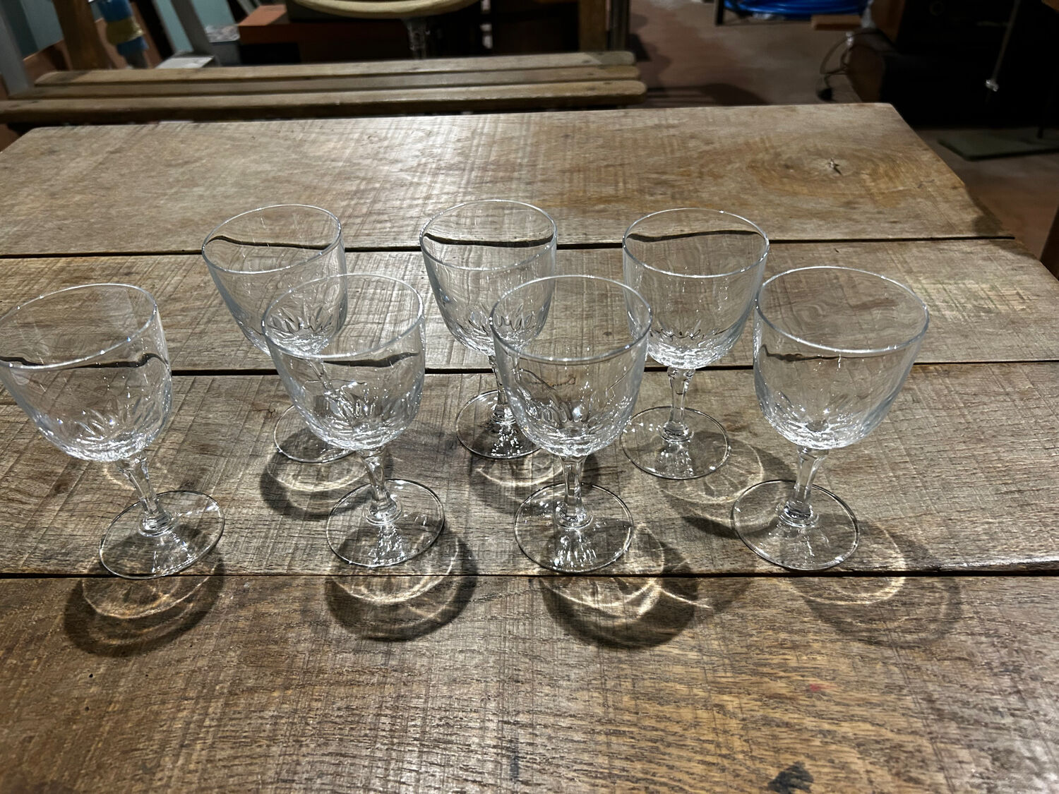 Set of 7 crystal glasses